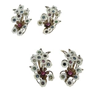 Vintage Emmons clip earrings & pin set little daisies pastel multi rhinestones.